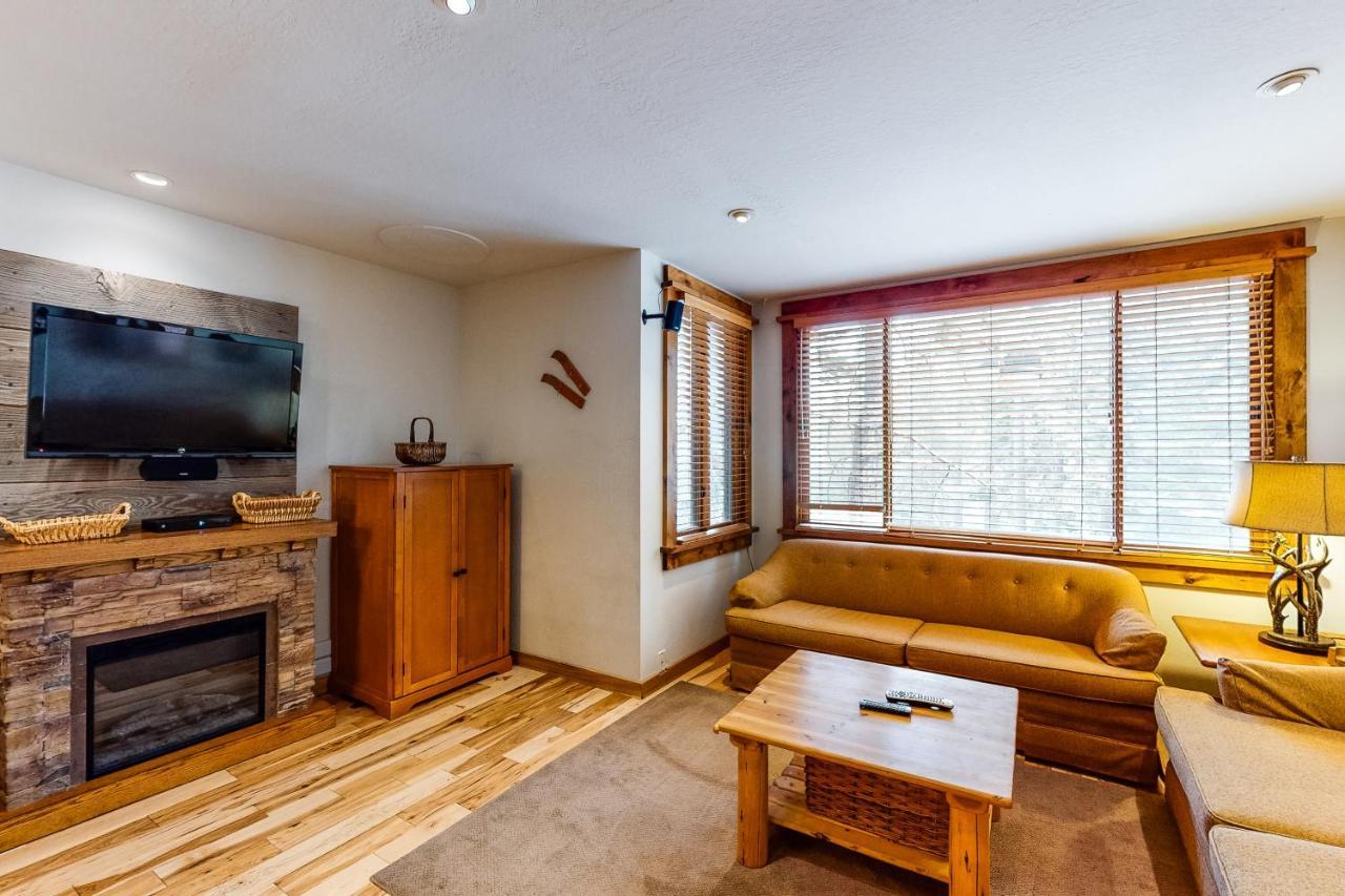 Cozy Condo In Ski Trails Truckee Eksteriør billede