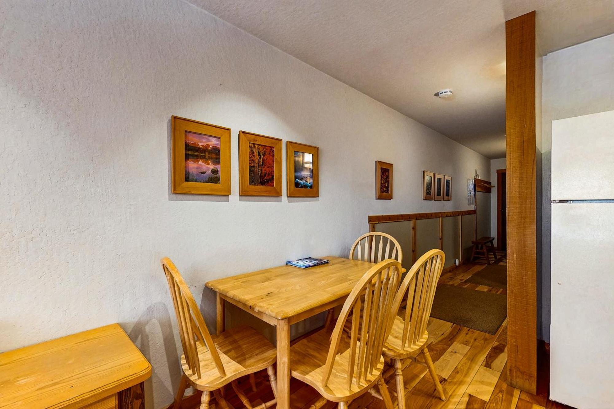 Cozy Condo In Ski Trails Truckee Eksteriør billede